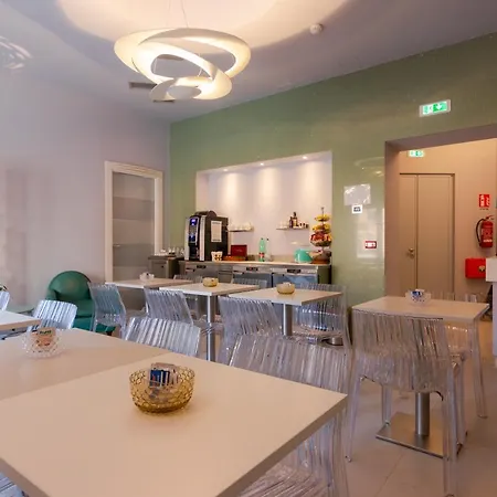 Quartum Luxury 3*
